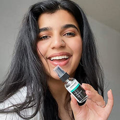 YEOUTH Serum on hand demonstrates hydration without heaviness