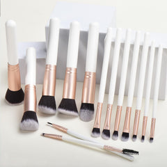 YJ-Anyue blush brush creates natural flush with gentle bristles for seamless cheeks