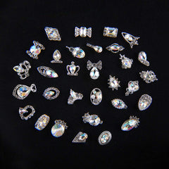 YOOCUS nail art diamonds curved-base design enhances fitting on natural or acrylic nails.