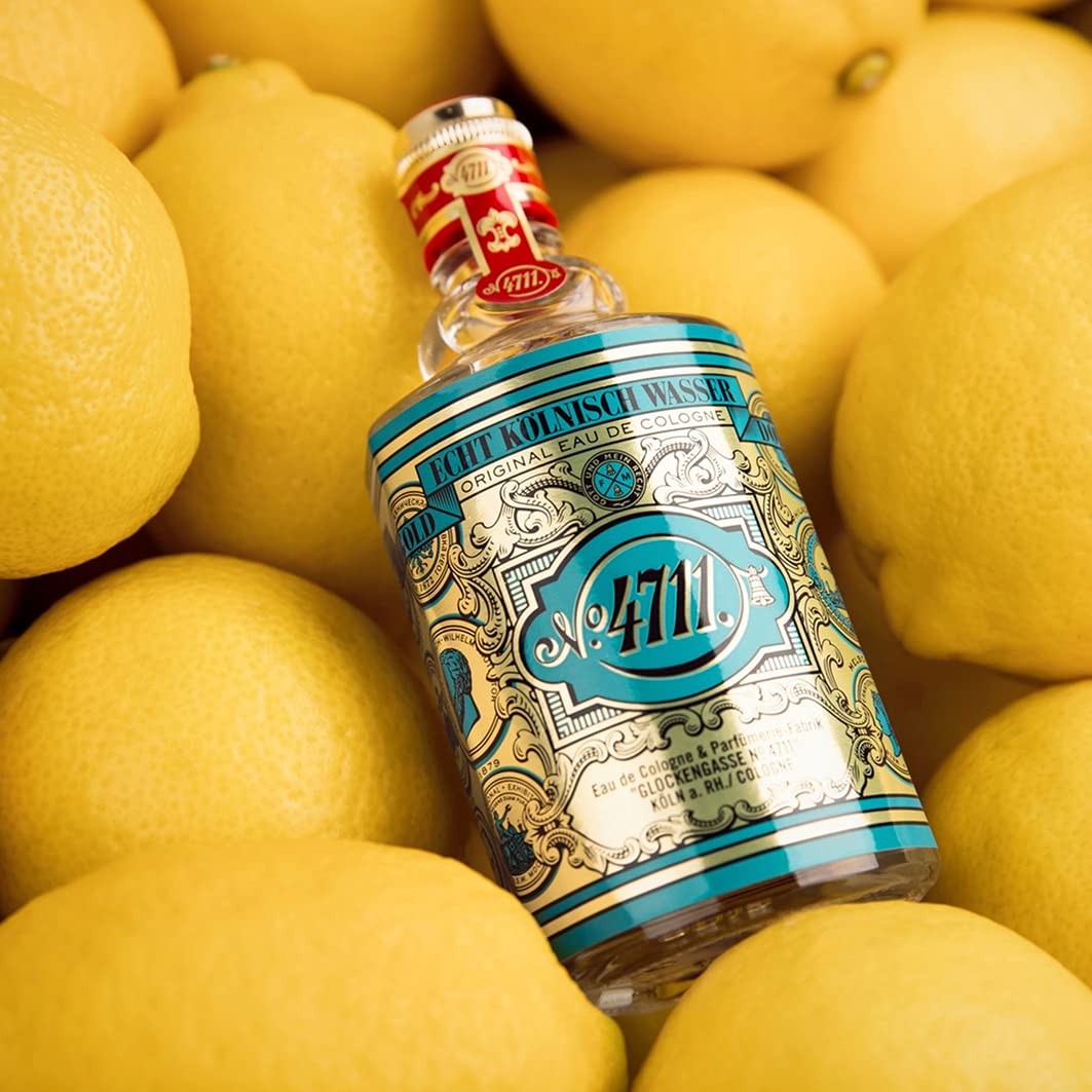 4711 Original base-notes visual hints sandalwood and musk for lasting warmth