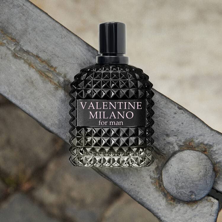 A Center Valentine Milano spray action, convenient pulse-point application for all-day confidence.