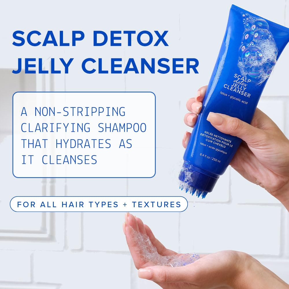 AAVRANI glycolic acid action close-up shows gentle scalp exfoliation.