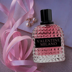 A CENTER Milano perfume pour shot illustrating easy application.
