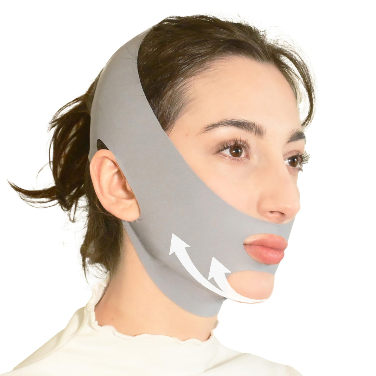 ADRUITE V Line Mask packaging shows compact design for travel storage.