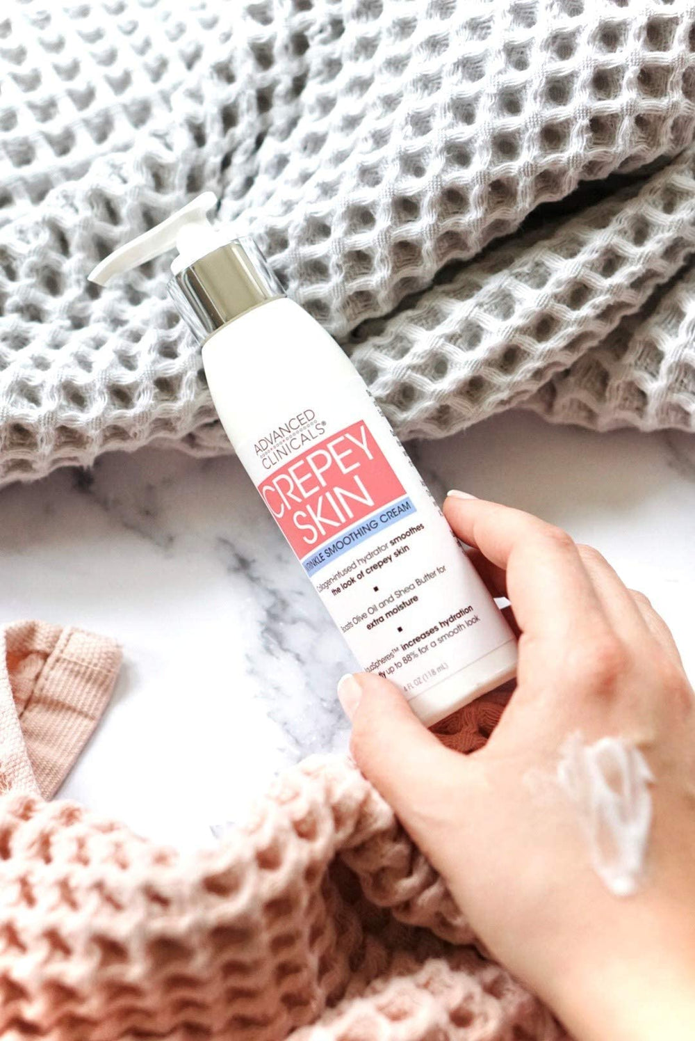 Advanced Clinicals hyaluronic-acid cream for décolleté treatment close-up