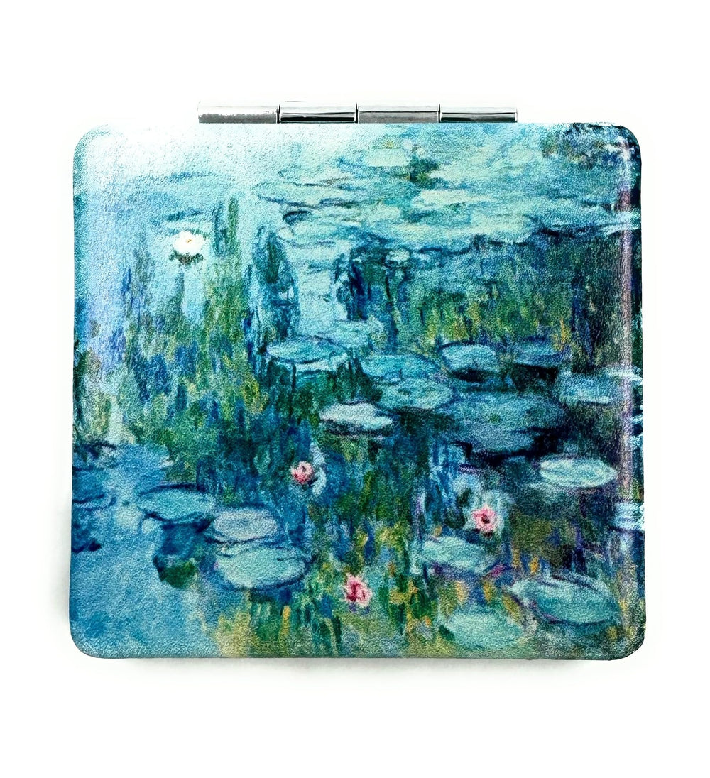 Aeisage PU leather pocket mirror provides sturdy protection in a compact handbag accessory