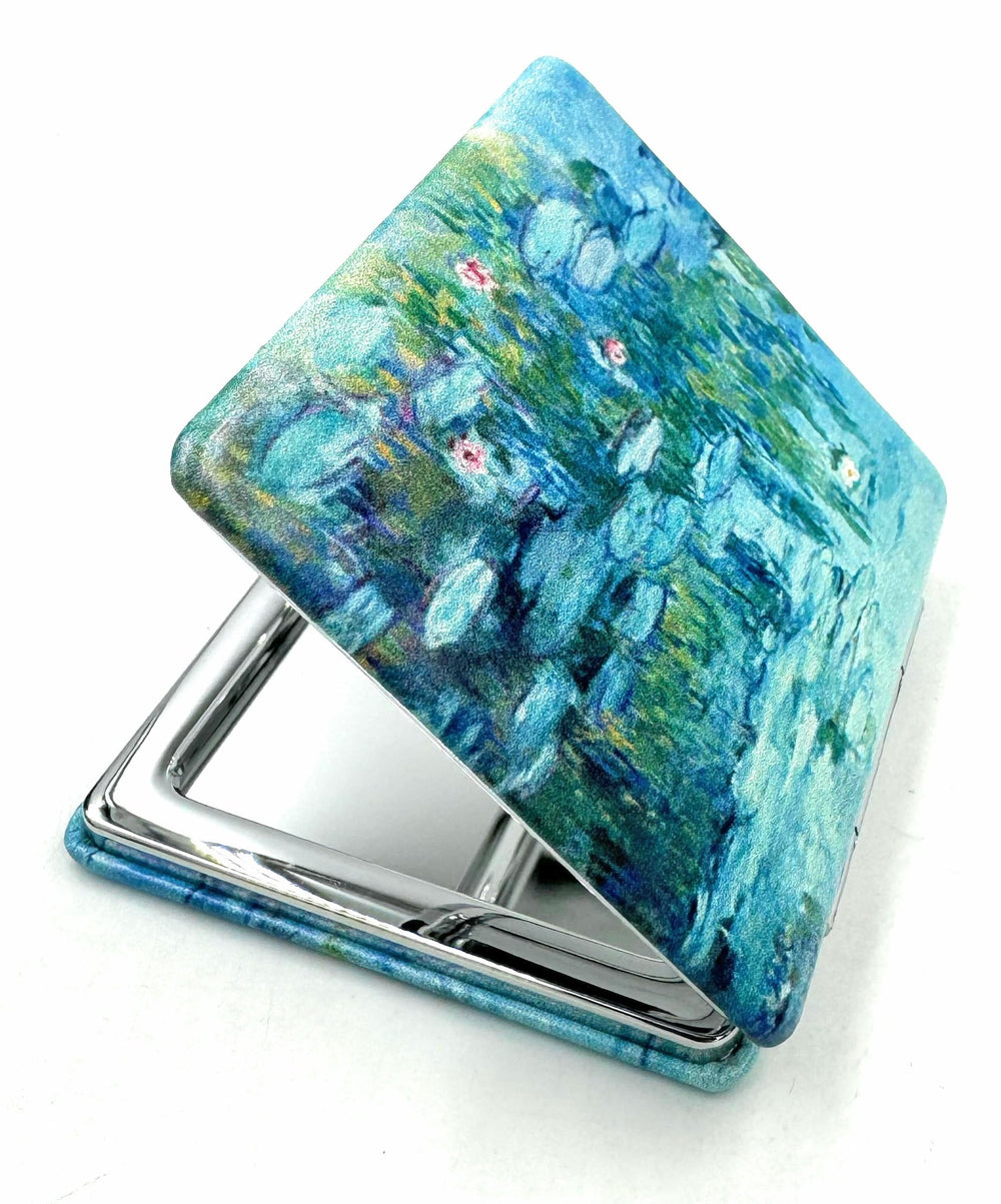 Aeisage Starry Night mini-mirror captures artful detail with double-sided magnification for precise makeup