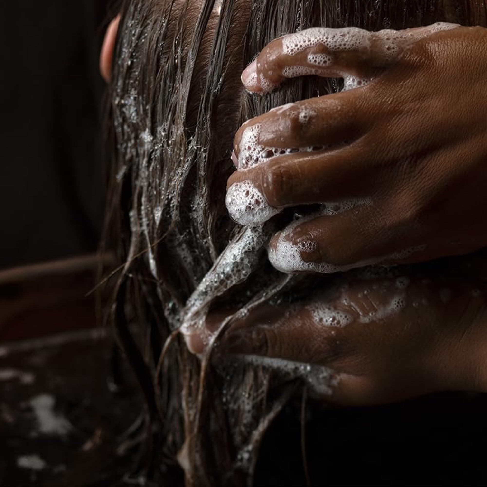 Aesop ingredients note highlights frankincense and panthenol for aroma and gentle care.