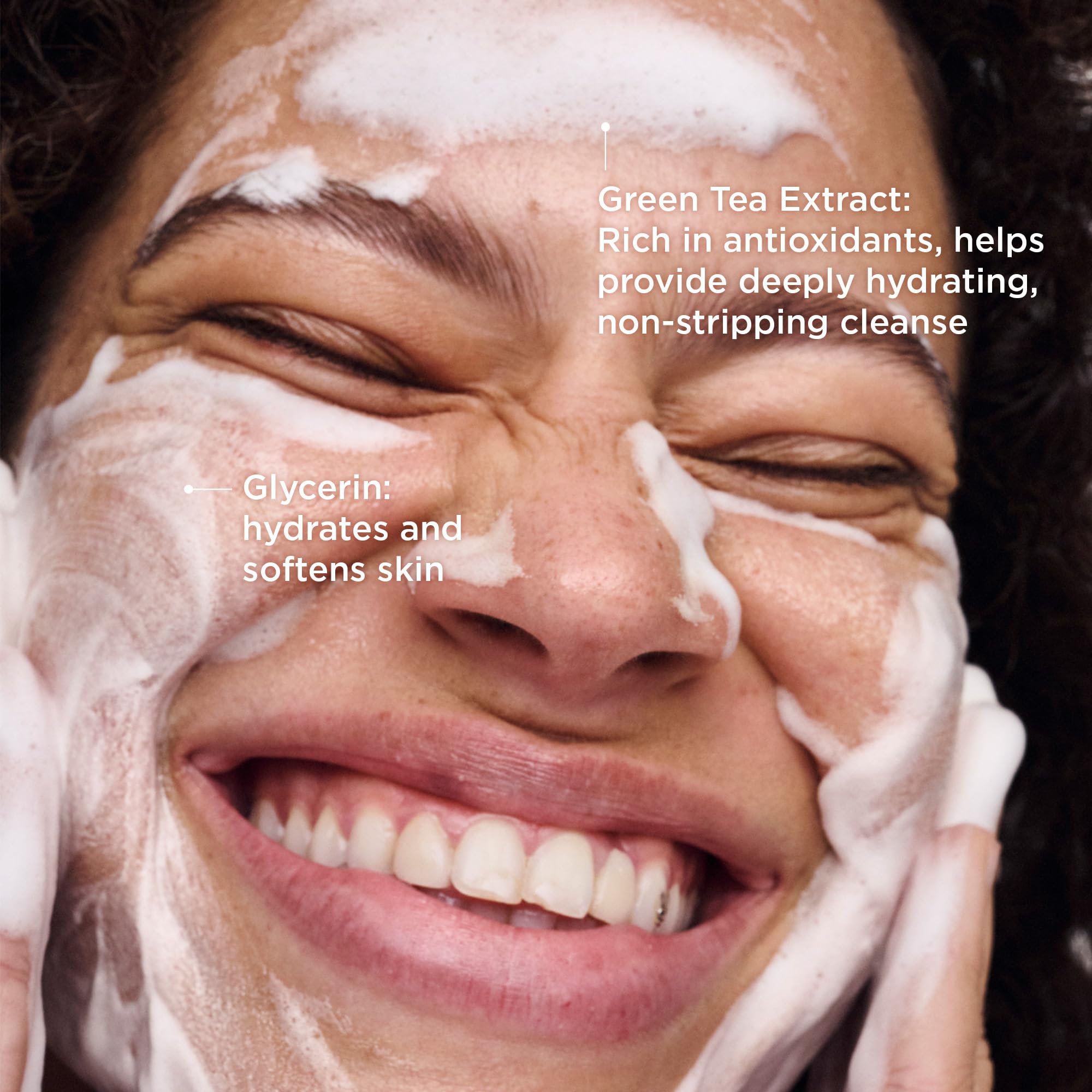 AESTURA ATOBARRIER365 glycerin-rich formula image for hydrating cleanse.