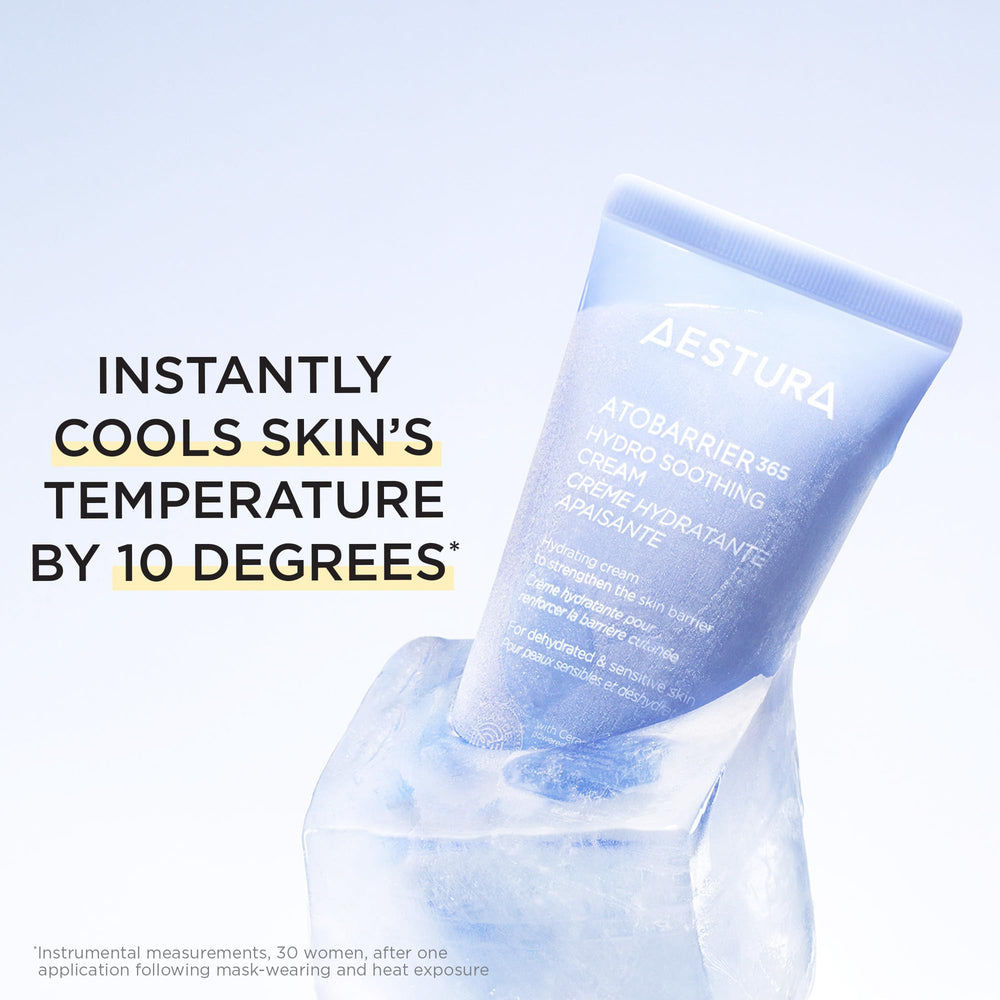 AESTURA ATOBARRIER365 Hydro Soothing Gel Cream in use highlighting its soothing properties.