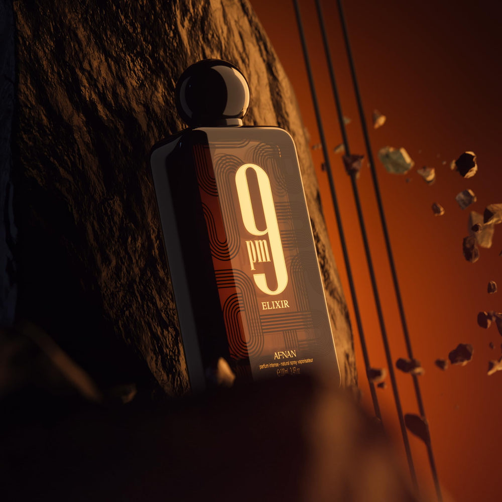 Afnan 9 PM Elixir base notes offer magnetic trail in night settings.