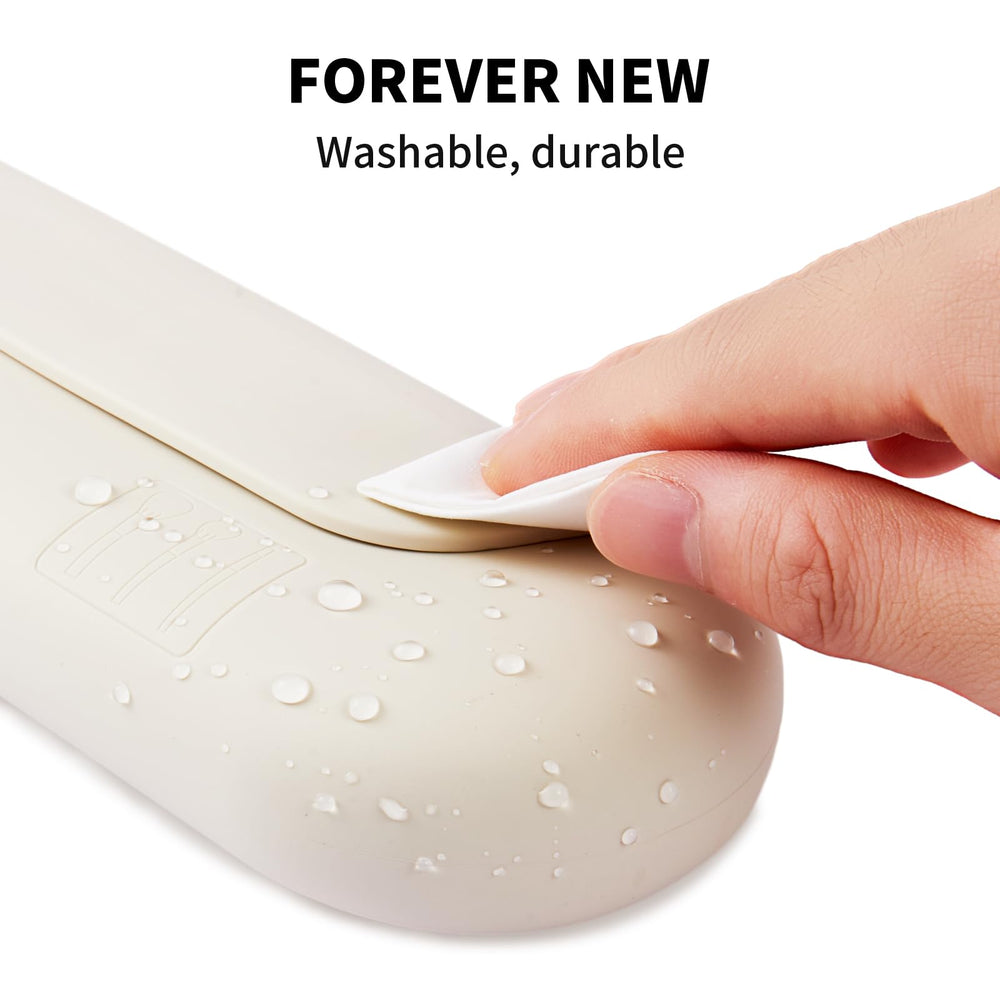 AGIKET silicone travel case easy to clean with soap and water