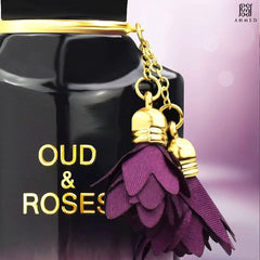AHMED Oud & Roses spray action illustrating easy, even distribution.