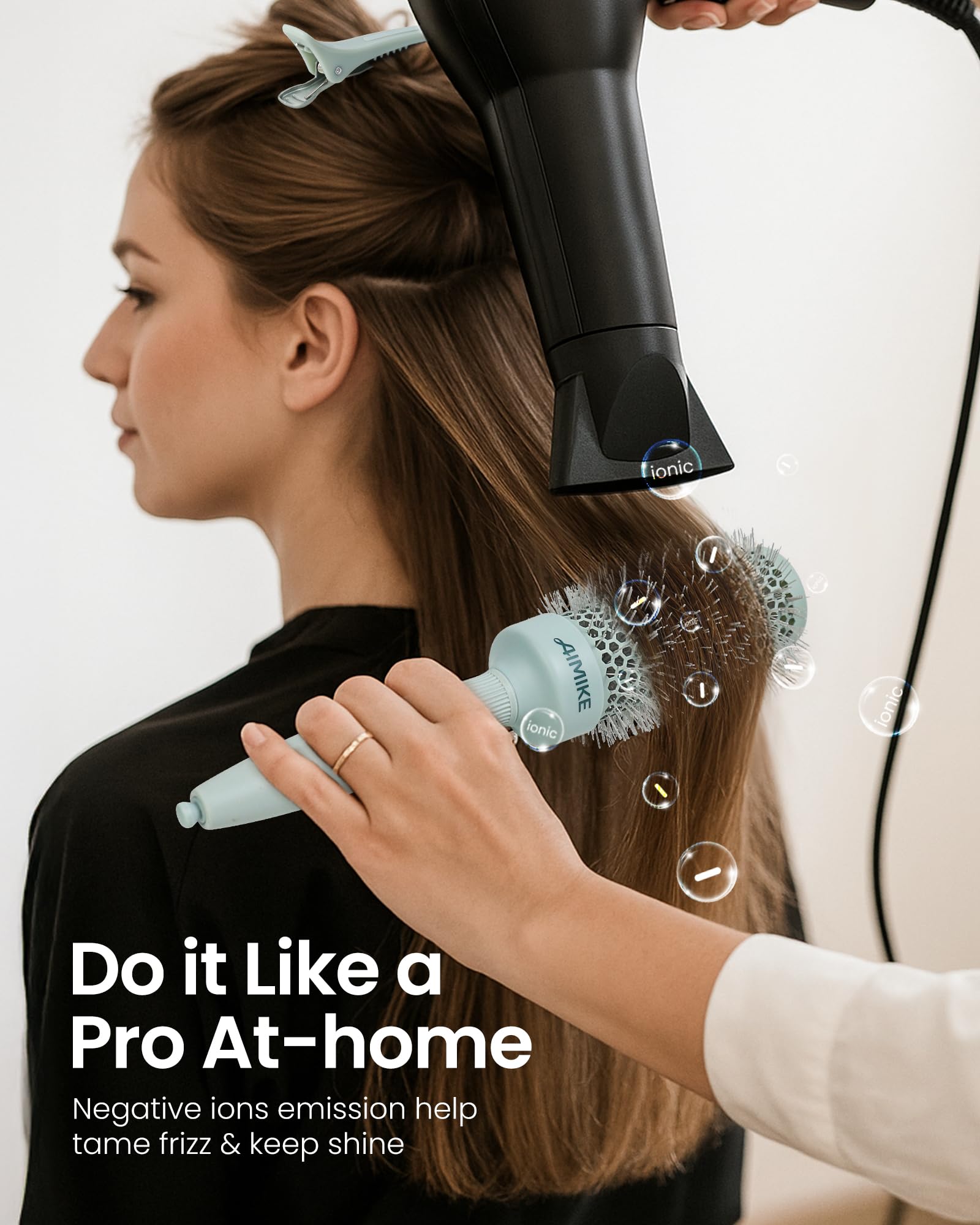 Illustration of heat technology in AIMIKE NaturaVol Round Brush for faster drying.