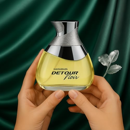 Al Haramain Detour Noir spray action shows easy, even application.