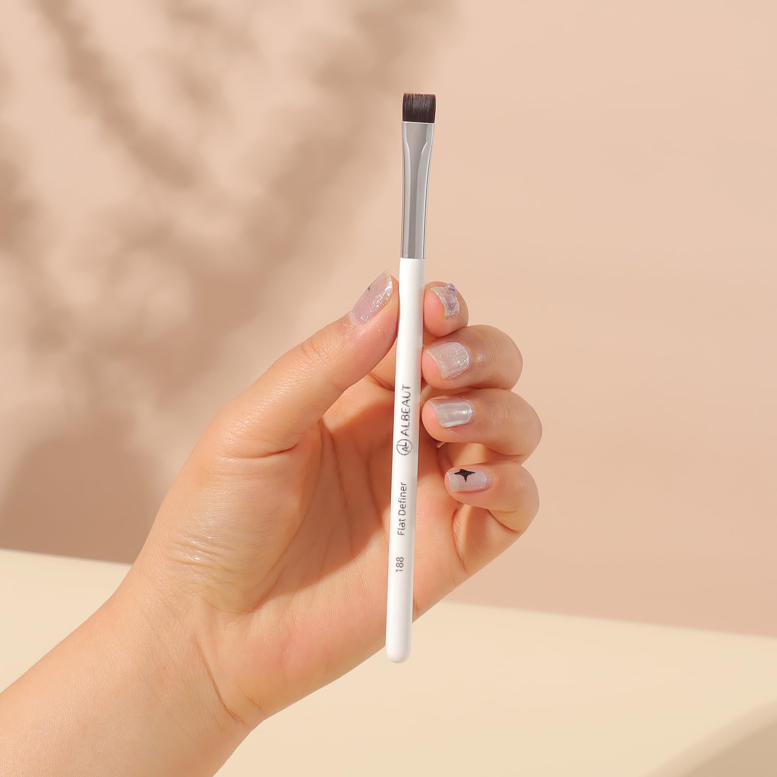 ALBEAUT flat eyebrow concealer brush features durable construction for everyday professional use.