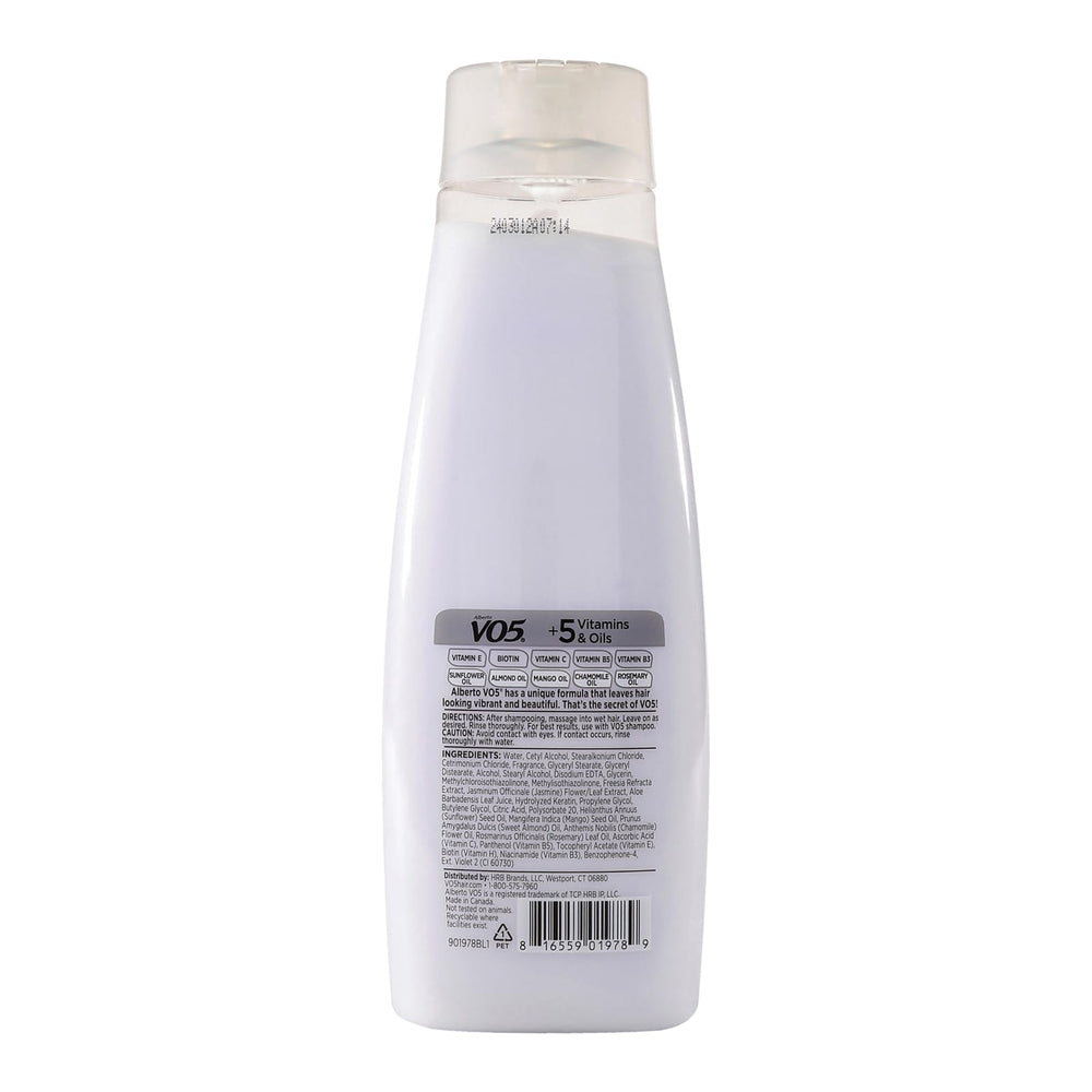 Cabello con brillo y suavidad tras usar Blooming Freesia.