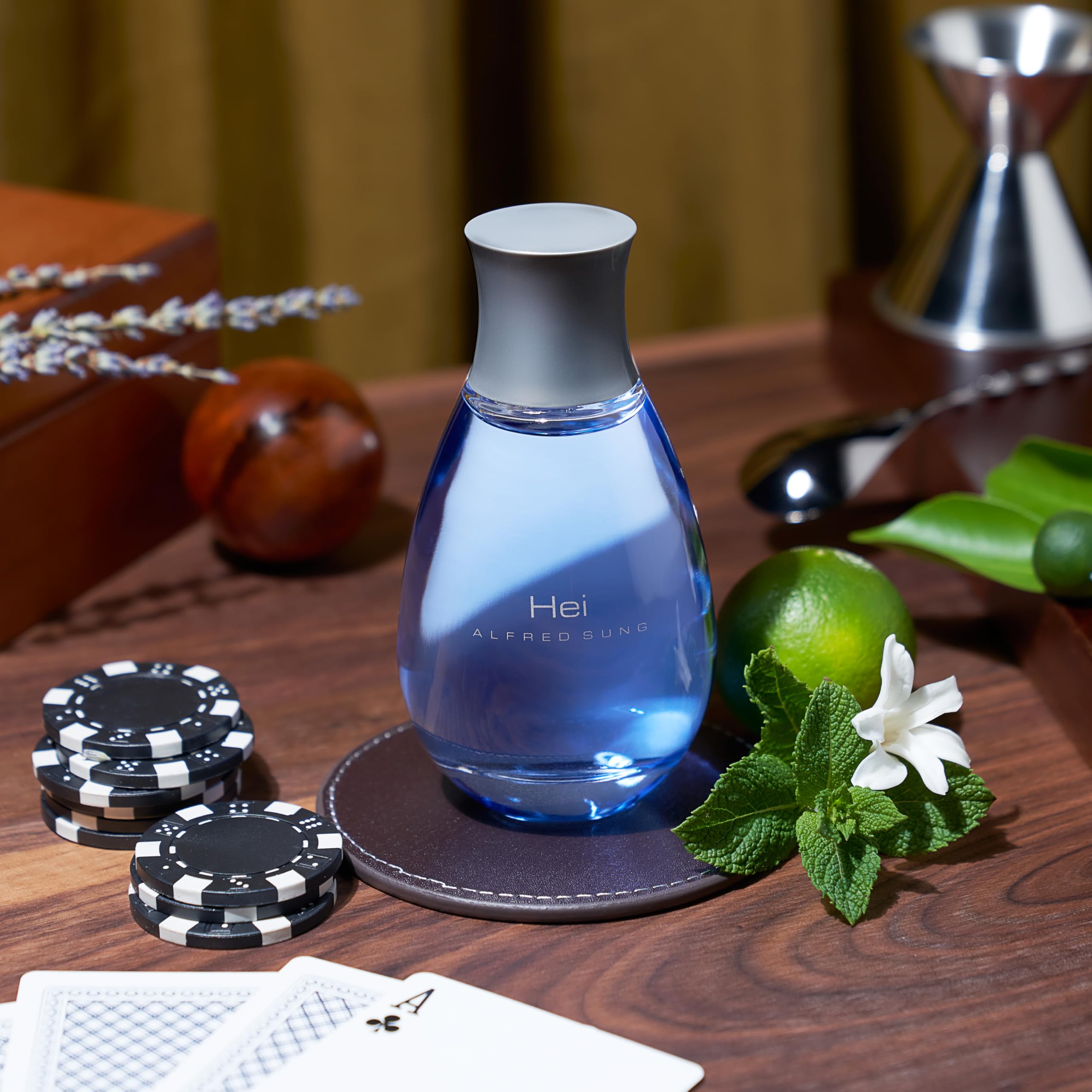 Alfred Sung HEI gift packaging highlights thoughtful present option.