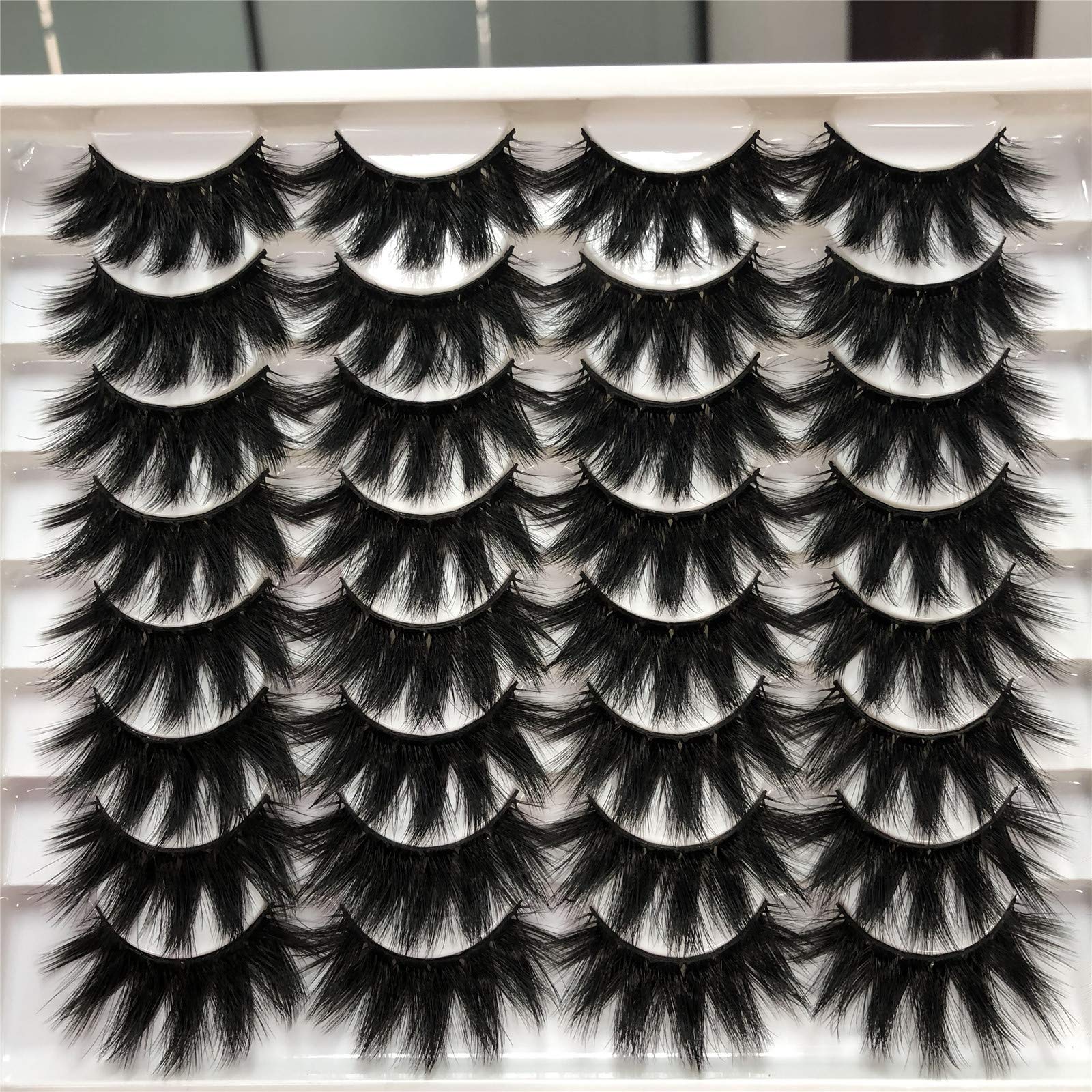 ALICROWN Dramatic Eyelashes thick strip provide bold definition for a camera-ready look.