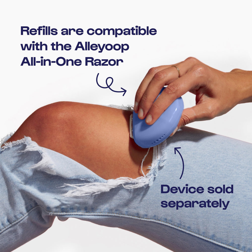 ALLEYOOP protective case keeps the Stay Sharp razor safe during travel.