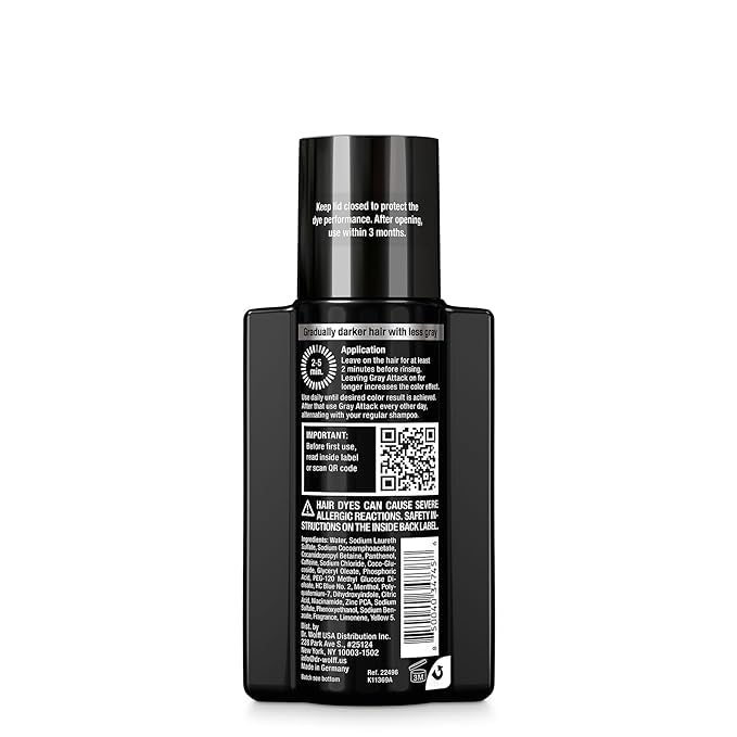 Alpecin Gray Attack lathering model demonstrates quick color tint development