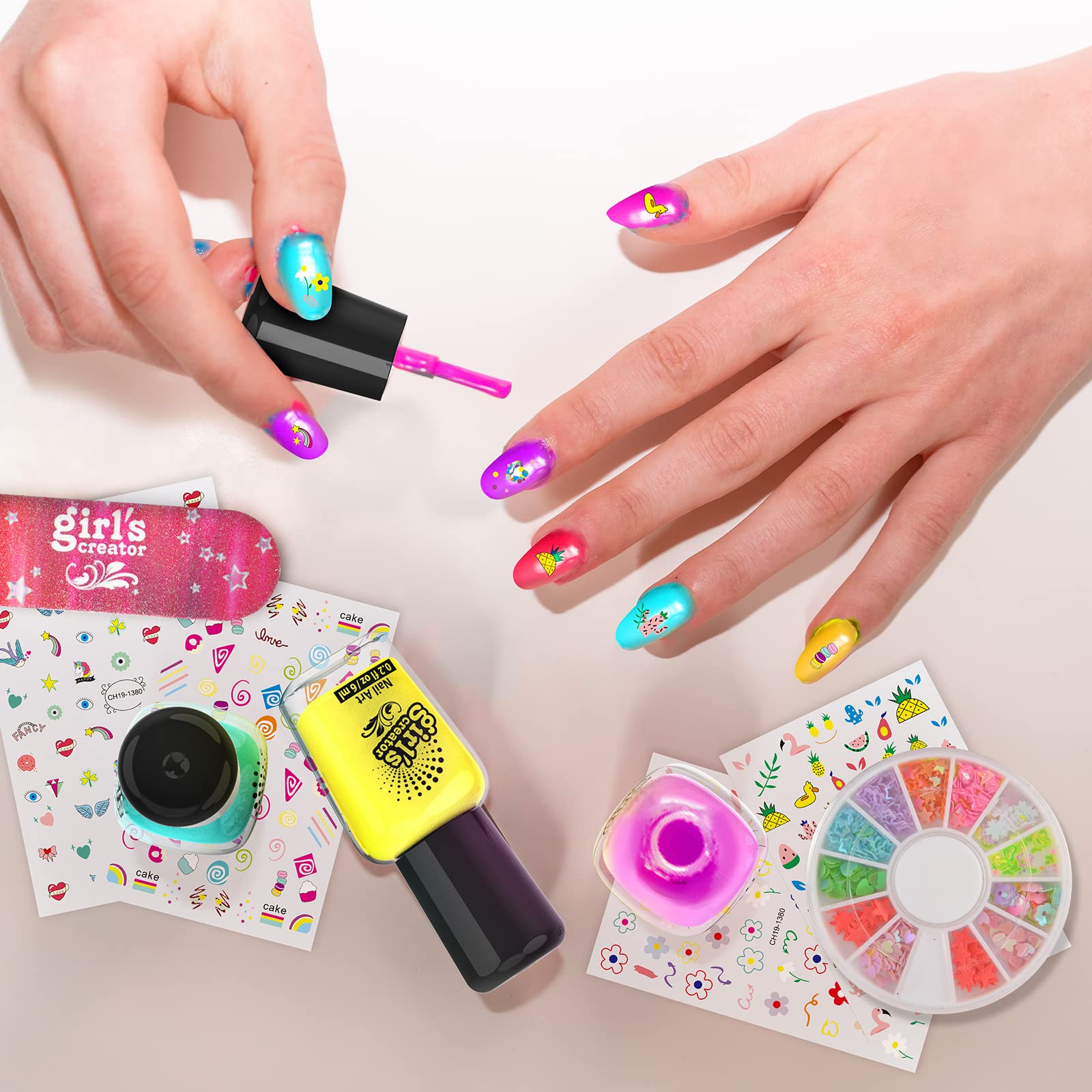Amagoing nail studio gift set is a thoughtful birthday or sleepover surprise.