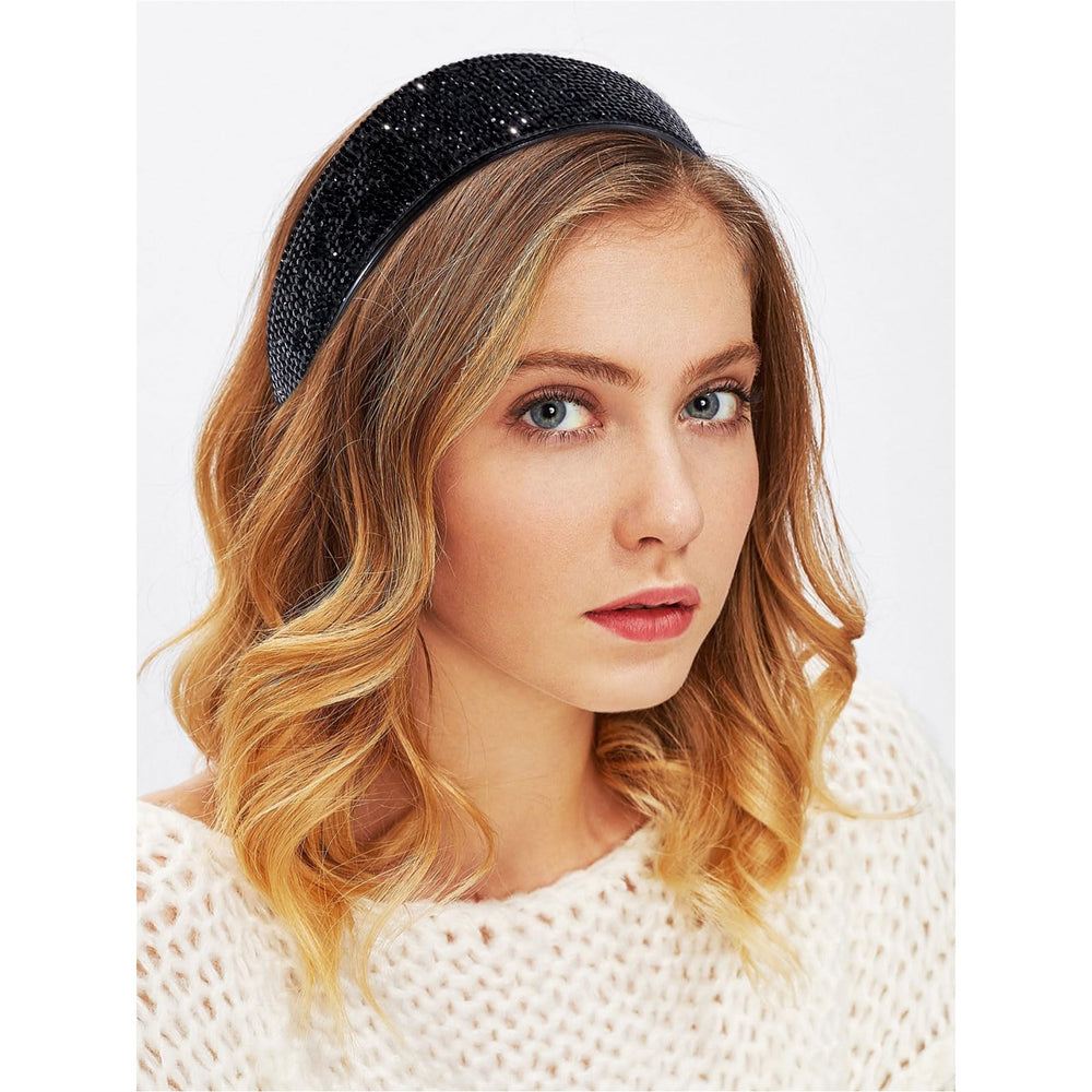 Amariver Headband 5-1 inch diameter detail for comfortable all-head fit