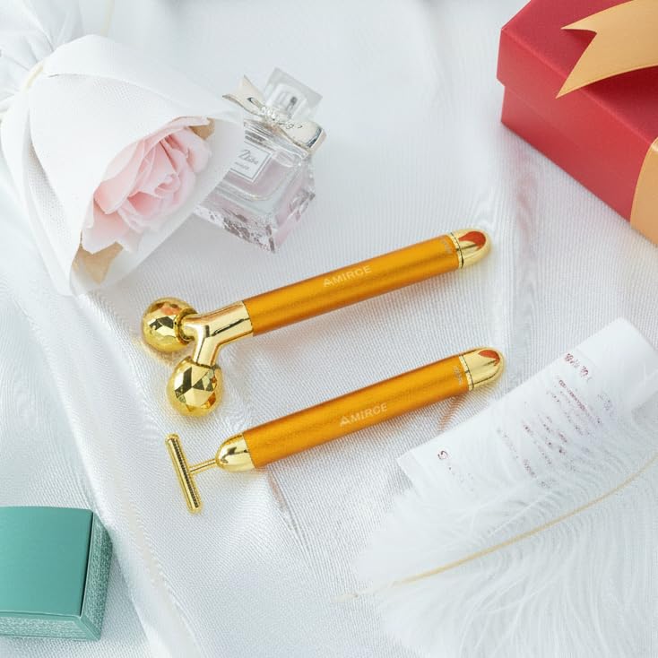 Amirce Face Massager Roller 3D V-type design closeup targets facial contours.