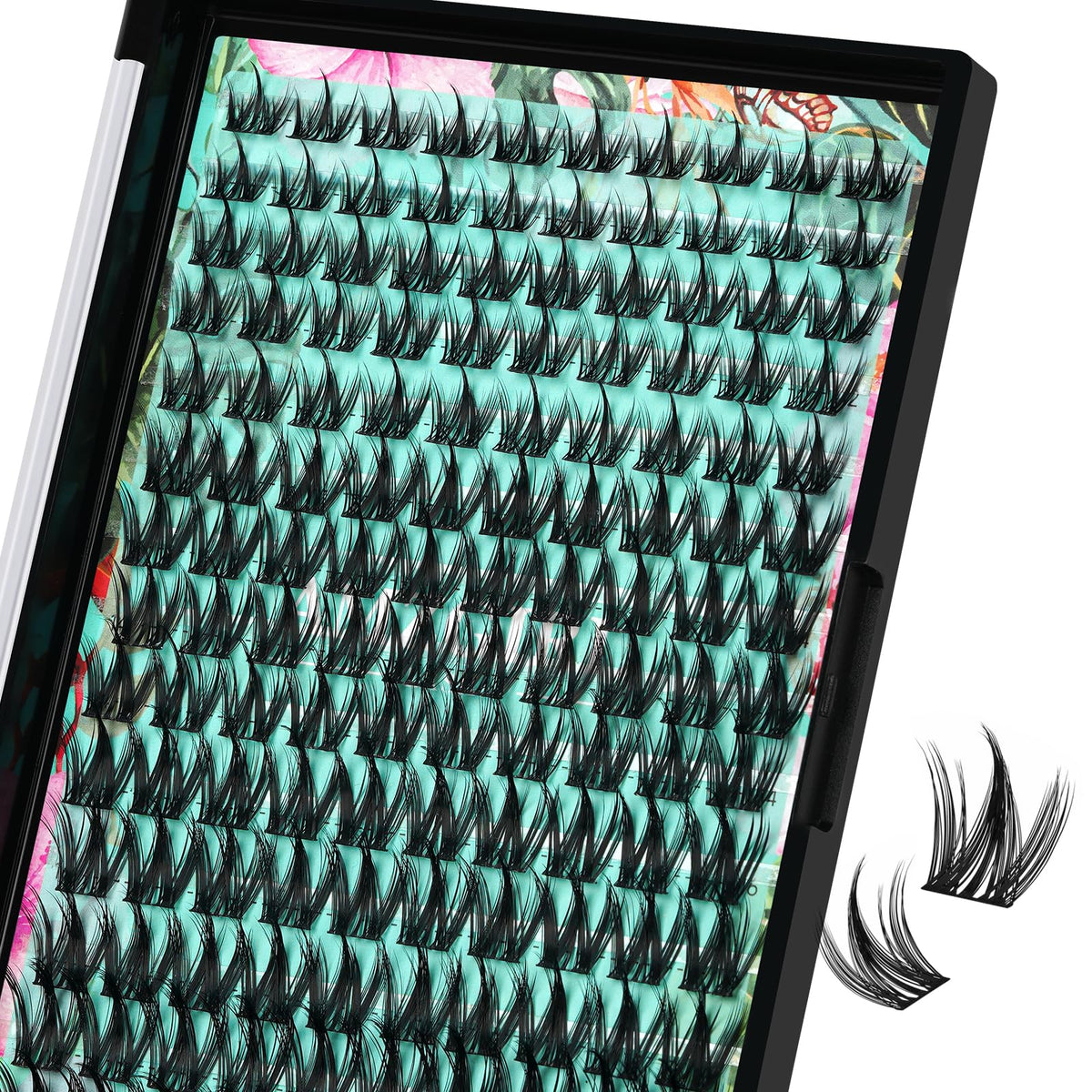 AMZGIRL LASH Manga 140pcs clusters closeup shows lightweight soft fibers for comfort