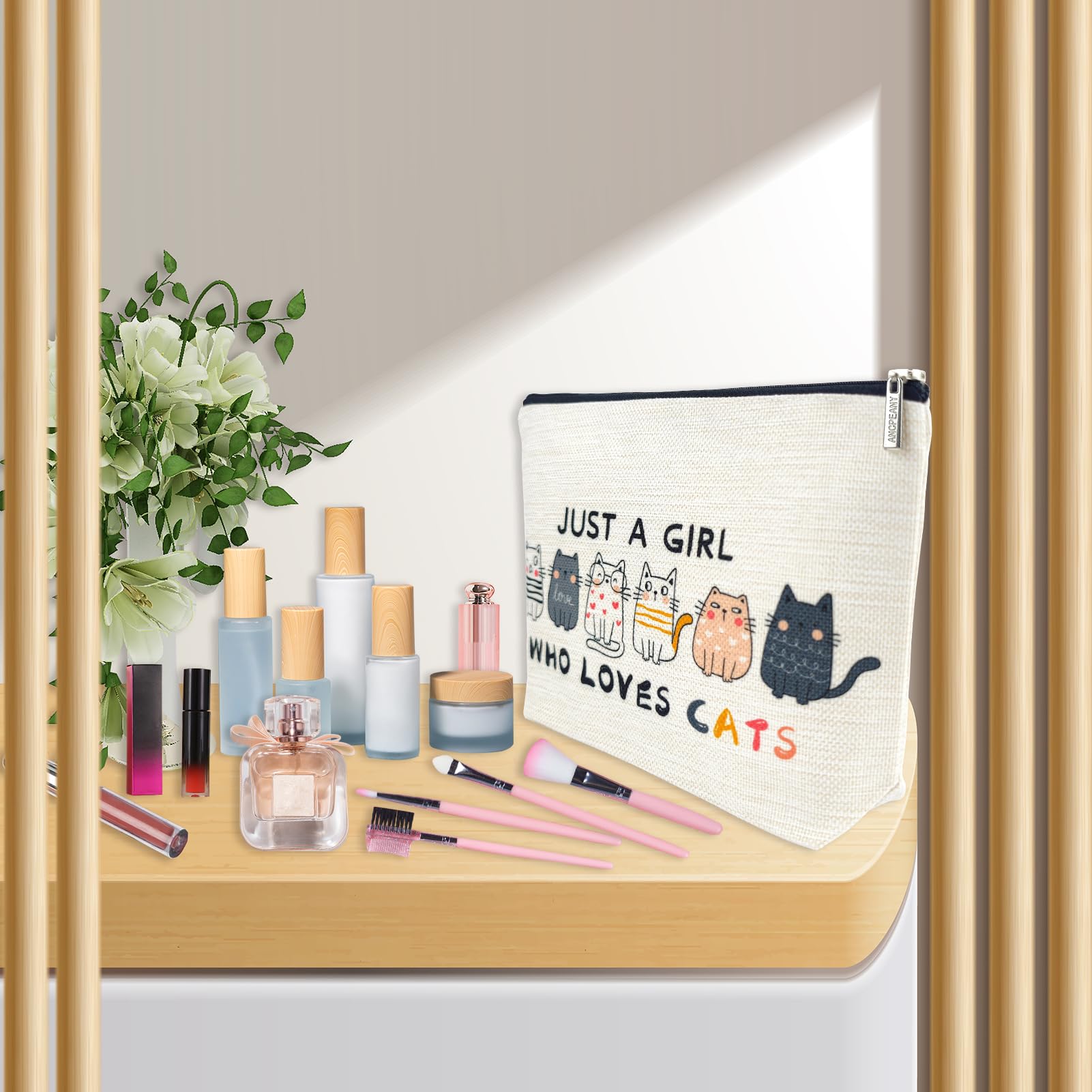 Ancpeany cat gifts makeup bag travel-friendly design fits on the go.