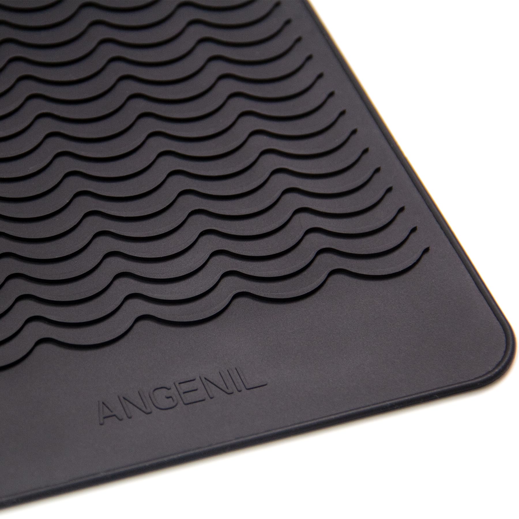 ANGENIL silicone mat non-slip surface keeps styling tools steady during use.