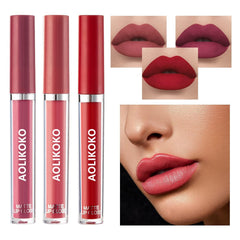 AOLIKOKO 12-Color Pro Makeup Kit blush adds natural radiance to cheeks.