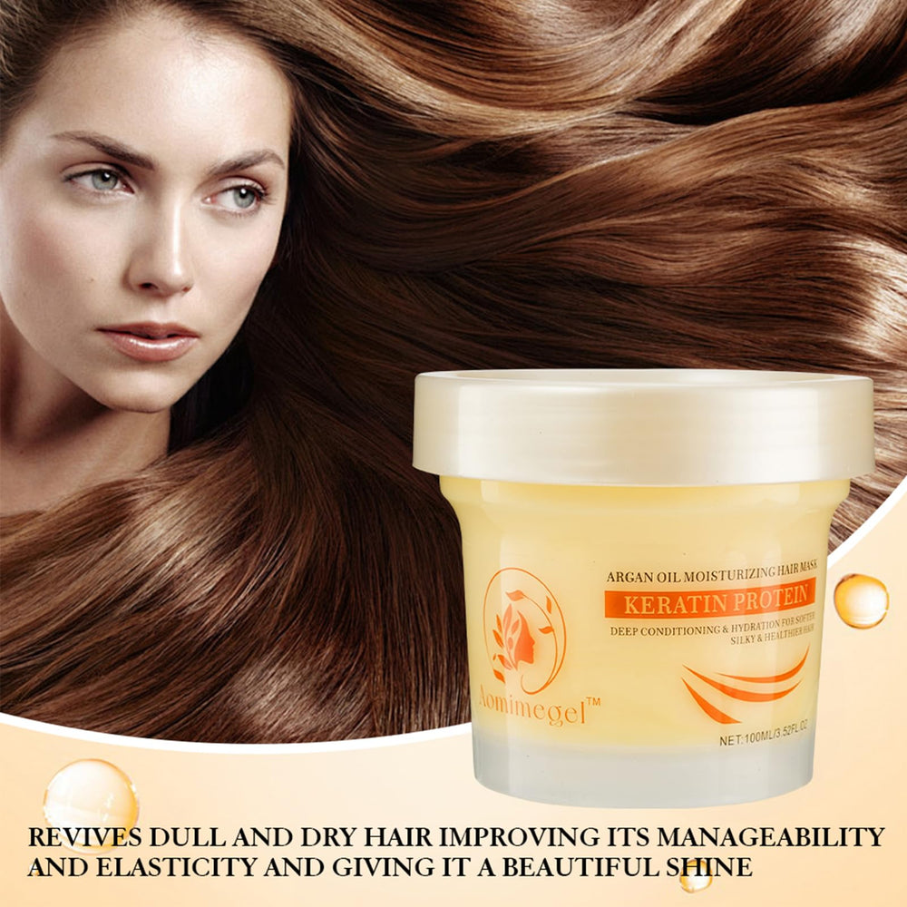 Aomimegel Collagen Hair Mask being applied to damp hair for repair and moisture.