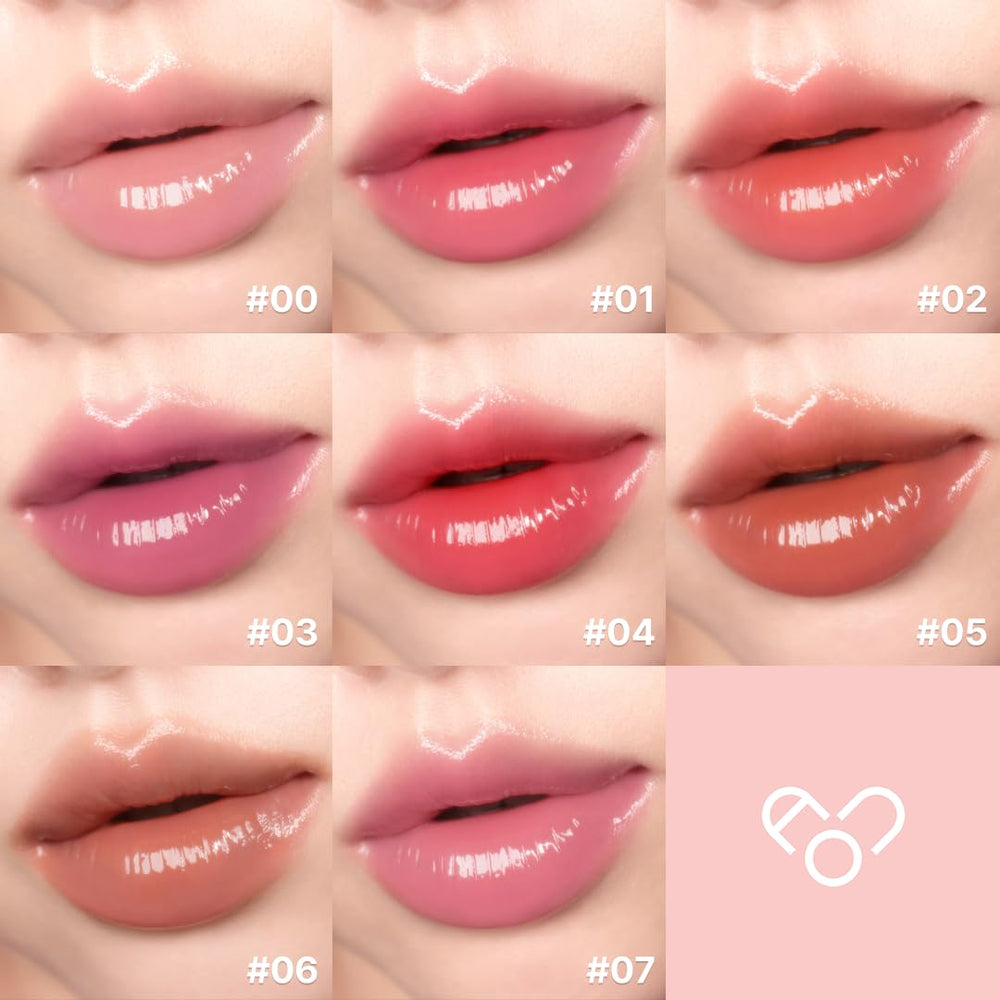 AOU Glowy Tint Balm Apple Balm on lips shows smooth texture.