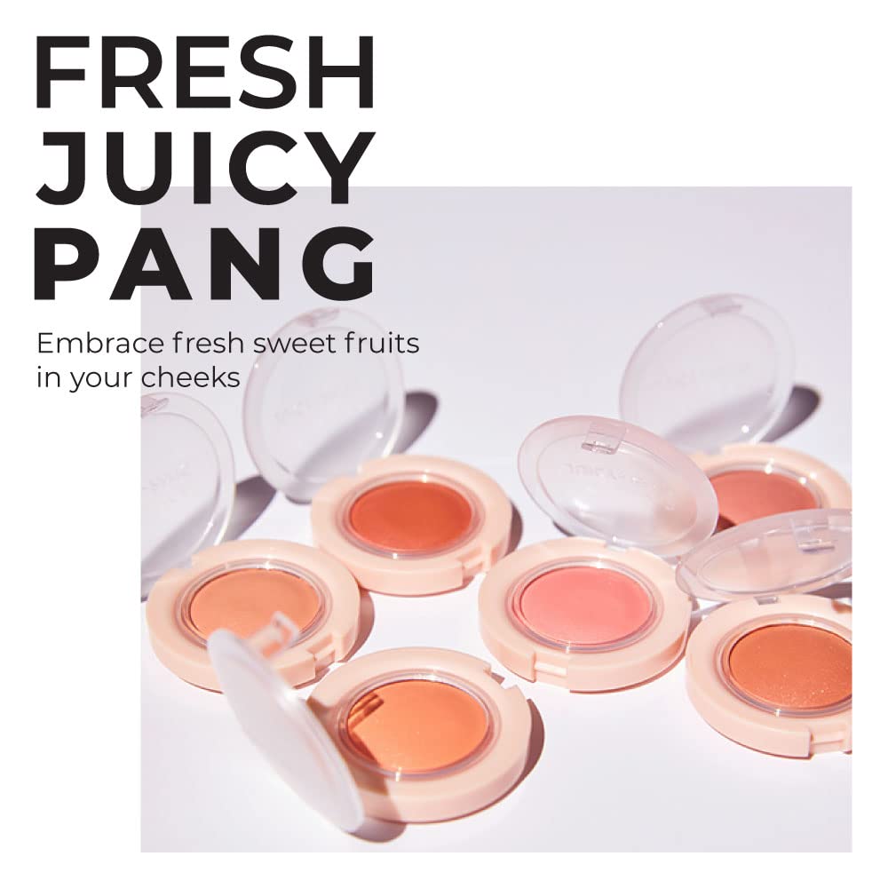 A'PIEU Juicy-Pang Jelly Blusher BE02 application with fingers for easy blend.