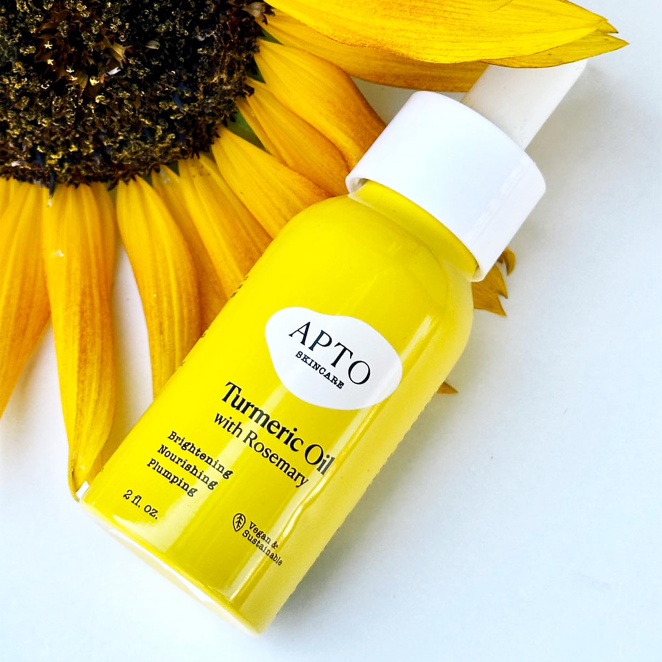 APTO Turmeric Oil Rosemary dropper shows quick-absorb formula for non-greasy moisture