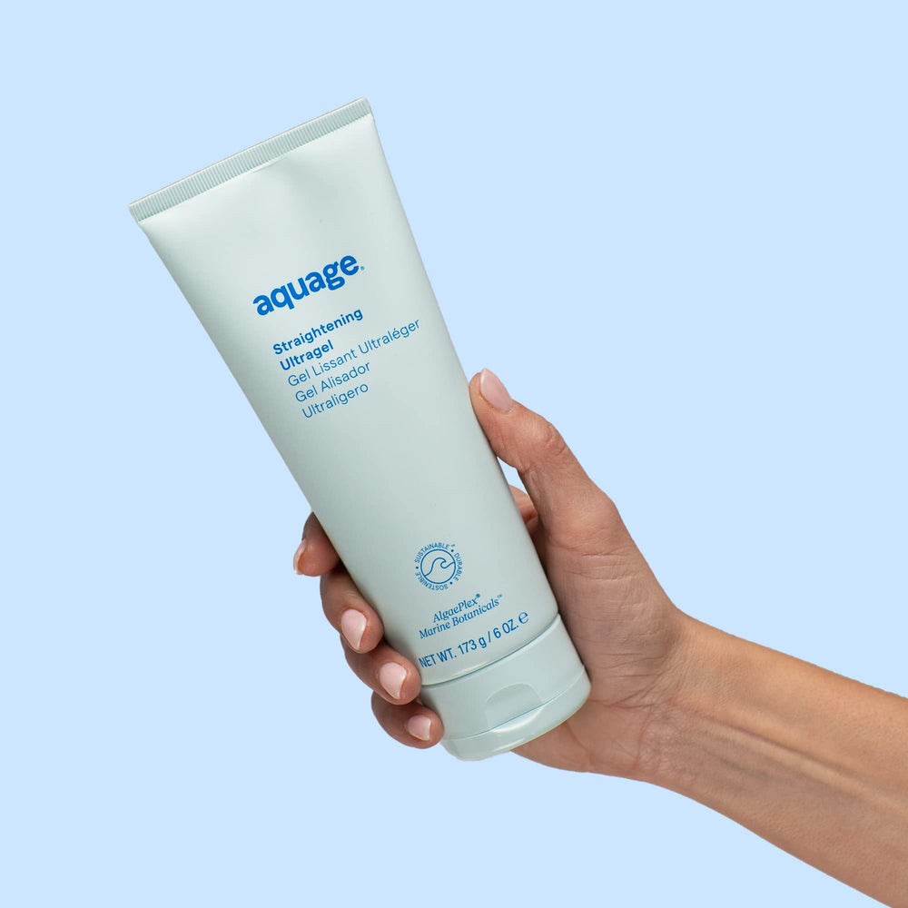 Aquage Straightening Ultragel application on-damp-hair shows easy smoothing.