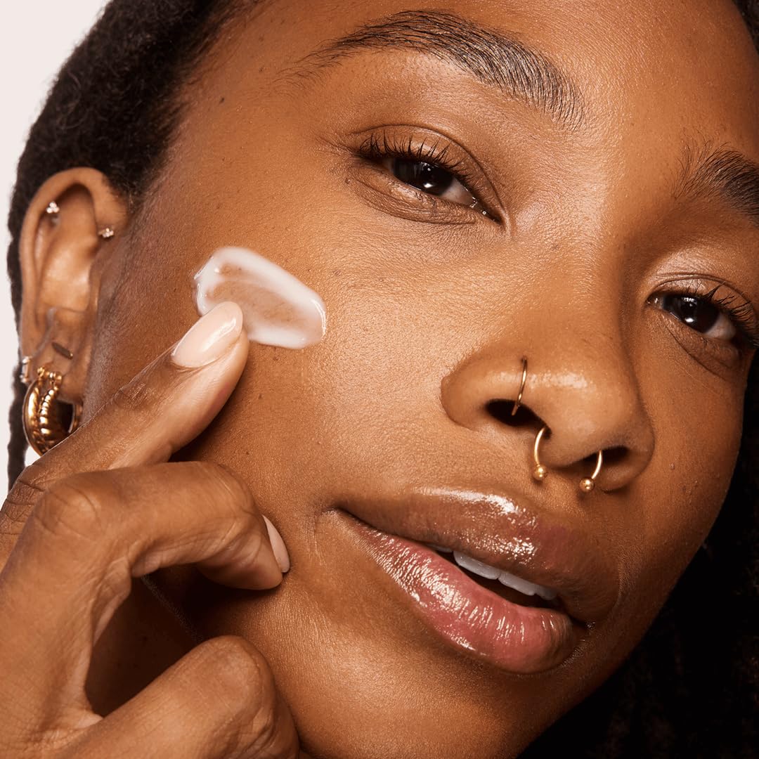 Aramore NAD+ Treatment texture closeup reveals creamy, fragrance-free formula for sensitive skin.