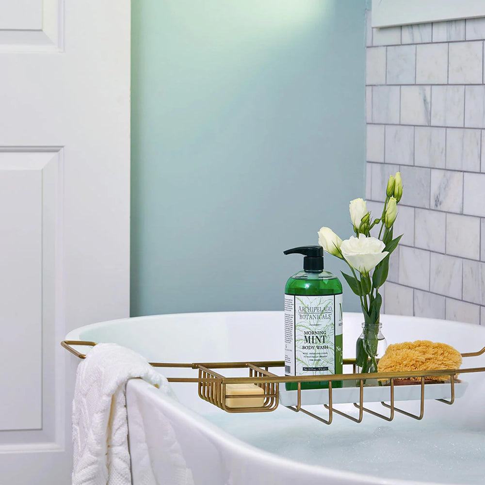 Archipelago Botanicals Morning Mint lather demonstrates rich foam for a luxurious wash