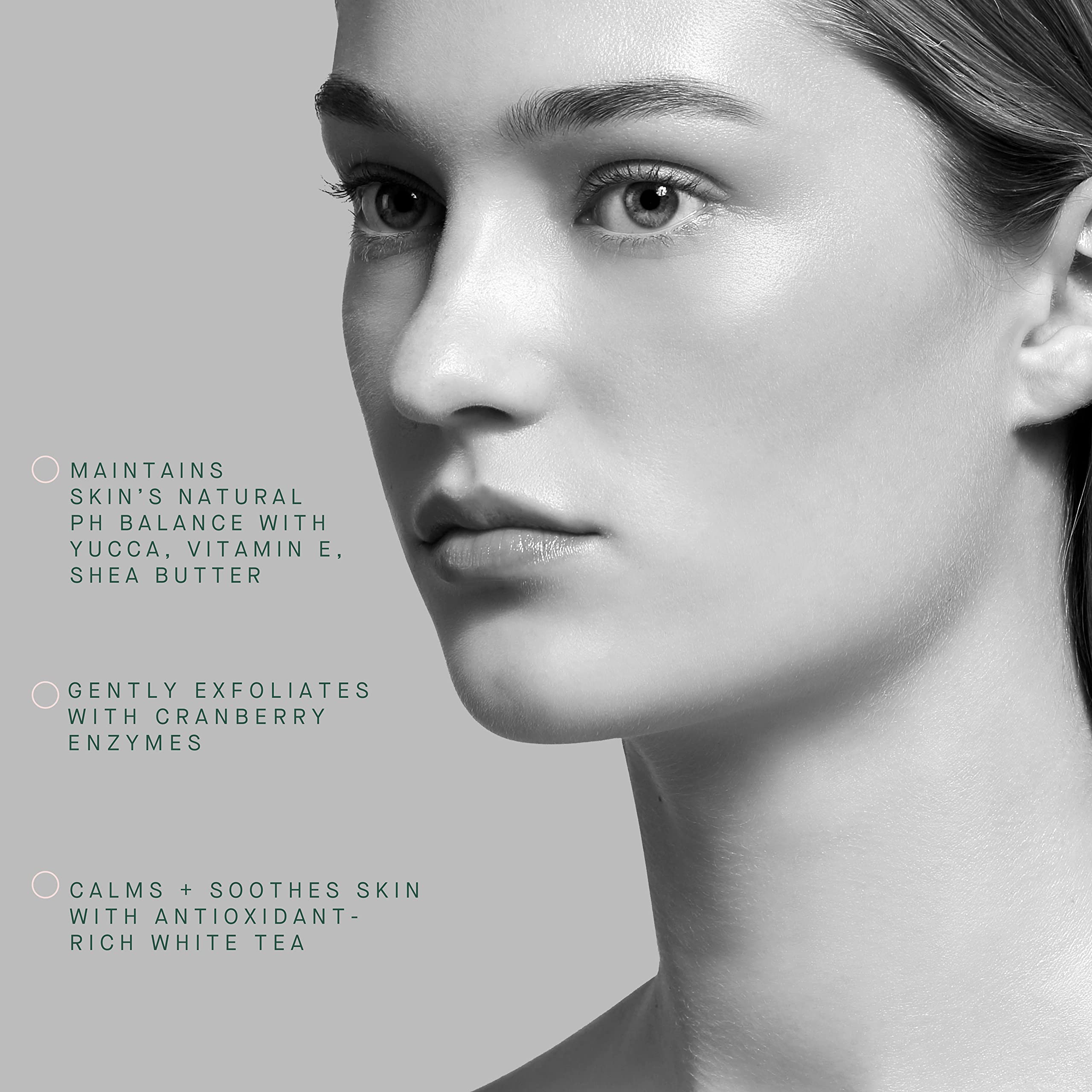 ARCONA shea butter and vitamin E provide deep hydration for moisturized skin.