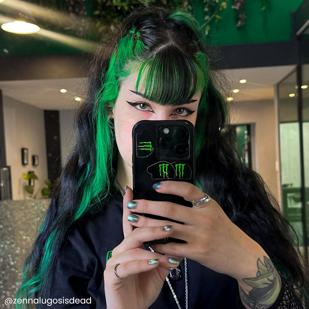 ARCTIC FOX Phantom Green swirled with Aquamarine for jewel-toned shades.
