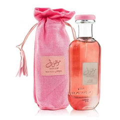 Ard Al Zaafaran Mousuf Wardi base-notes close-up, suggesting warm musk and cashmeran depth