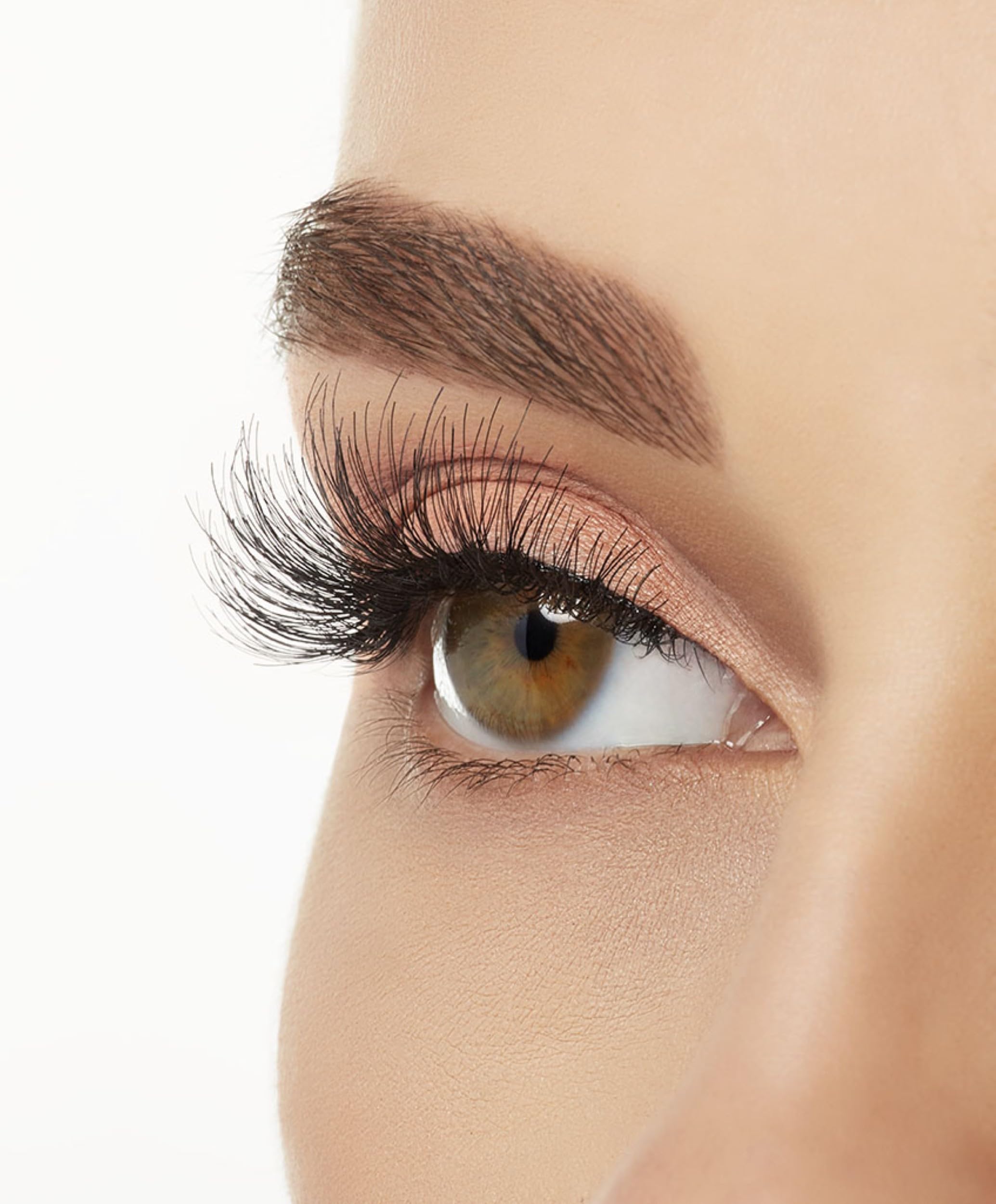Ardell Wispies 113 crisscrossed fibers add natural volume
