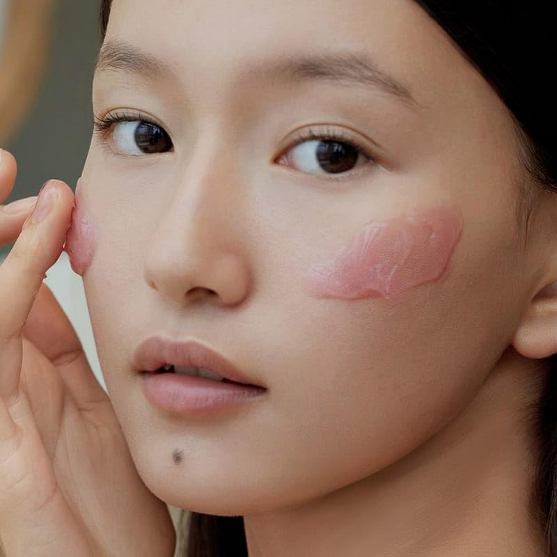 ARENCIA Arencia 30-percent red collagen bottle highlights premium ingredient focus.