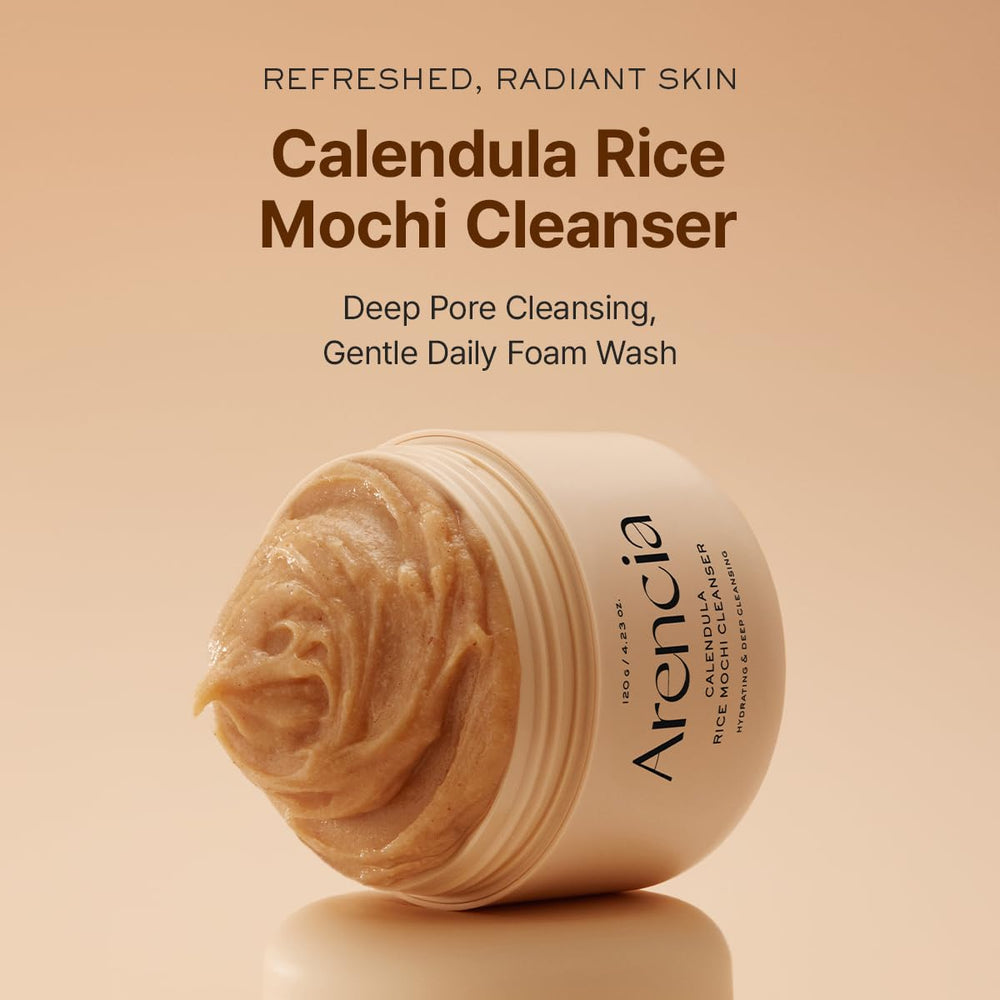 Arencia Calendula Rice Mochi foam close-up demonstrates gentle cleansing lather.