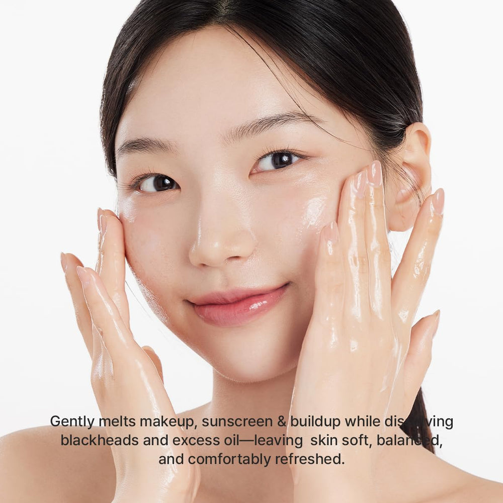 ARENCIA Pore Melt Mochi application shot shows soothing routine