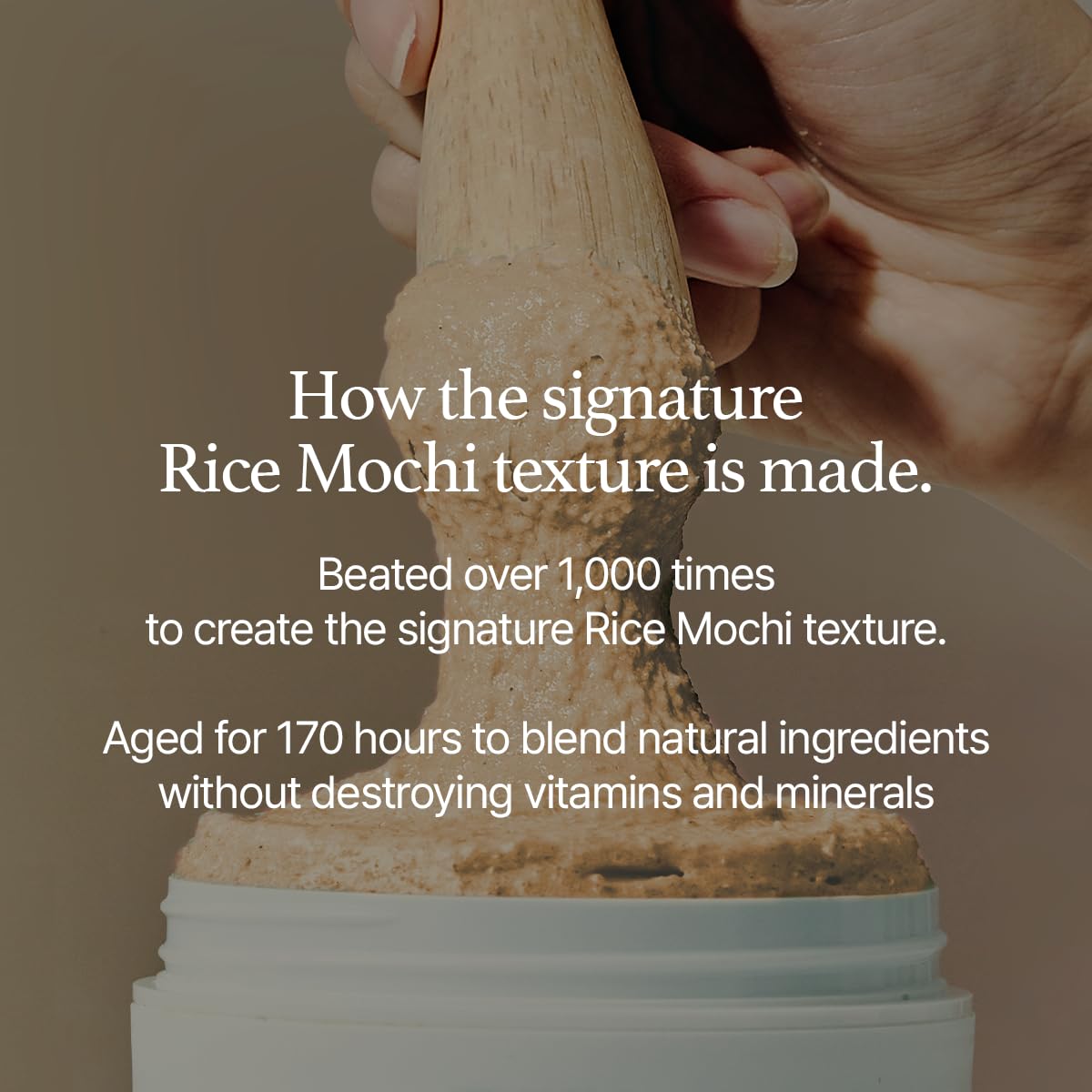 Hypoallergenic badge and ARENCIA Calendula Rice Mochi Cleanser packaging on display