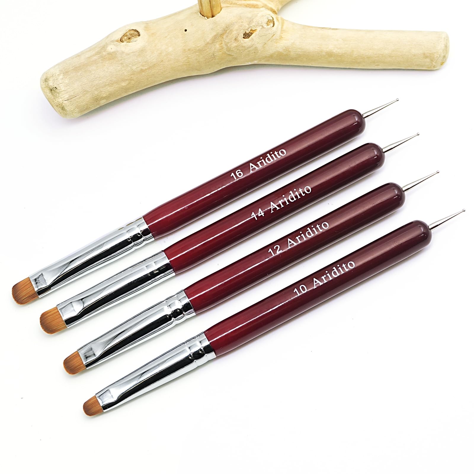 Aridito French nail brush for smooth, clean lines