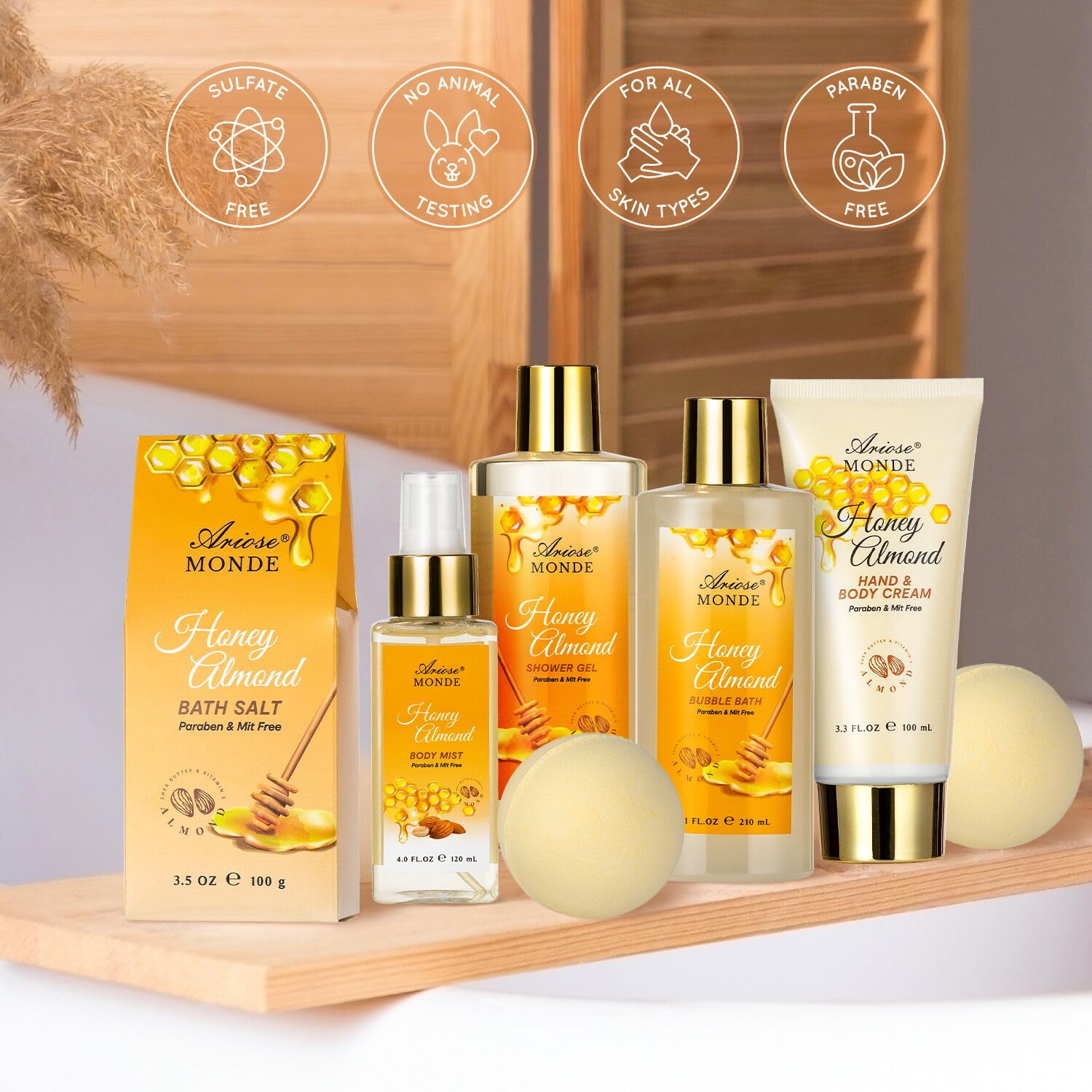 ArioseMonde bubble bath tub scene — creates a frothy, mood-lifting bath experience