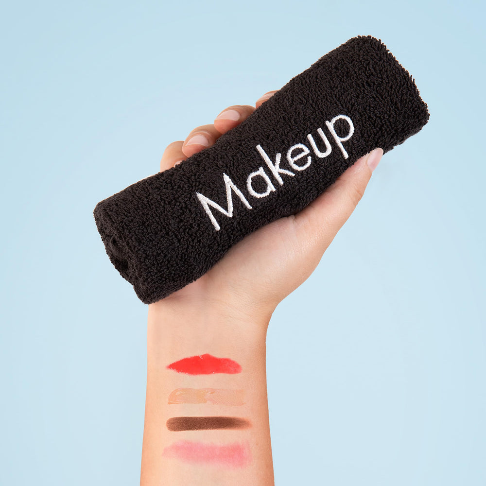Arkwright Makeup Towels gift-ready pack displayed on bathroom counter